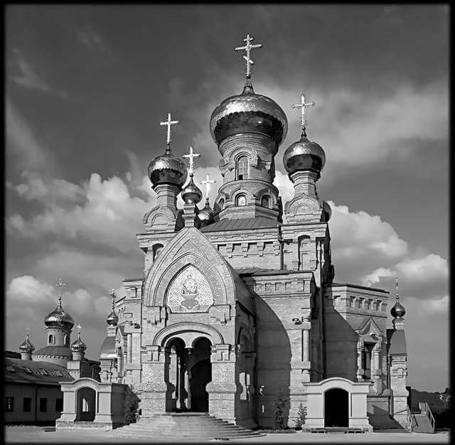 гравировка «Пятиглавый храм»
